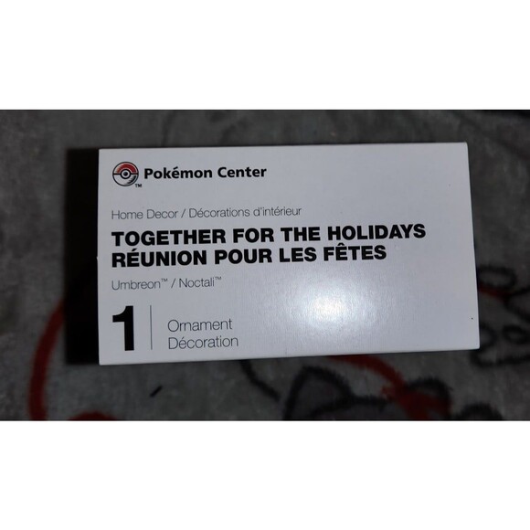 Together for The Holidays Pokemon Center holiday Ornimant Umbreon - Picture 4 of 4